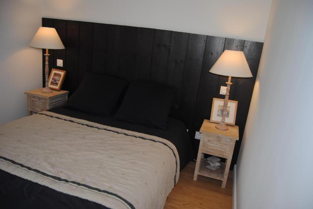 La Maison Du Las Saint-Jean-d'Illac Room photo