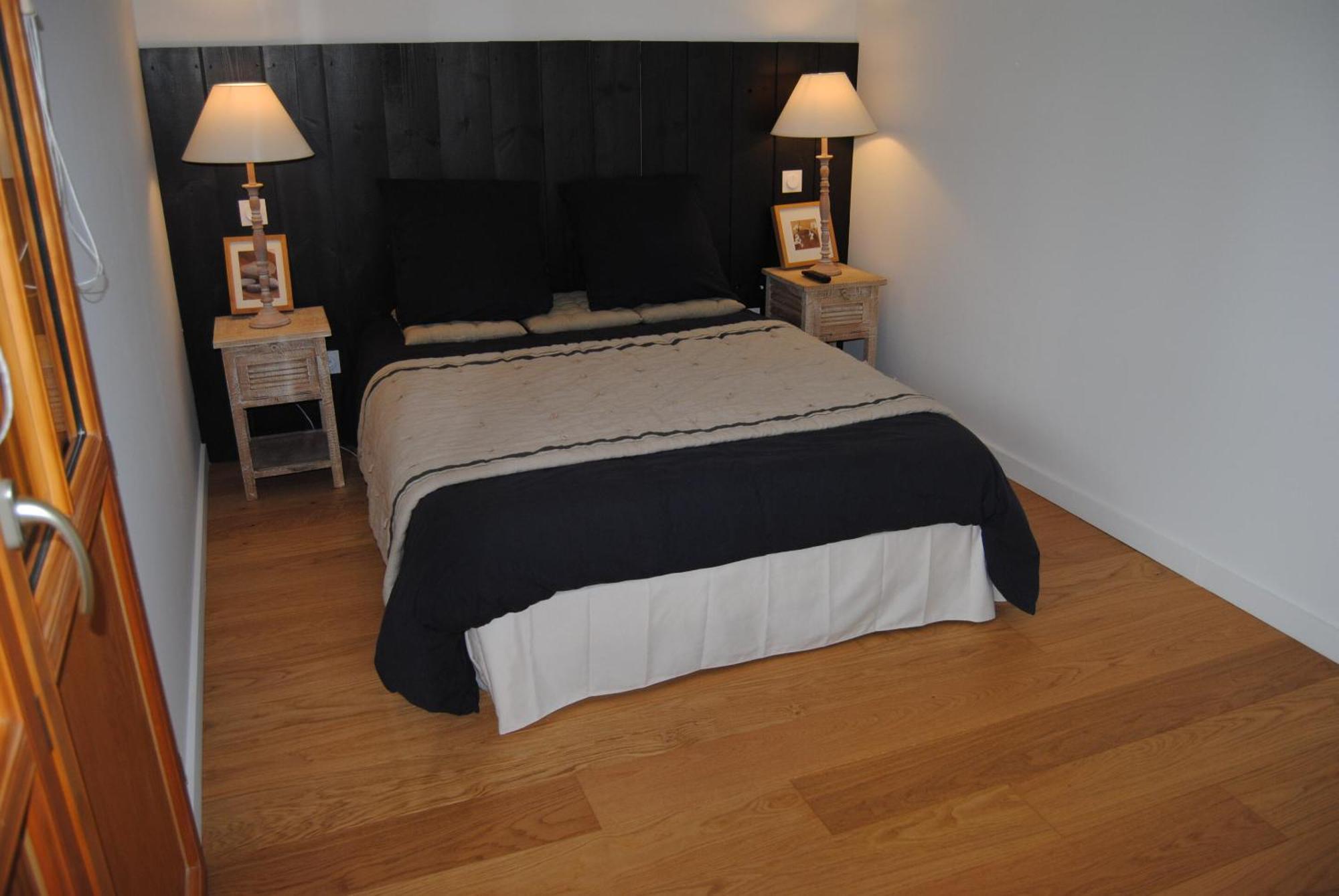 La Maison Du Las Saint-Jean-d'Illac Room photo